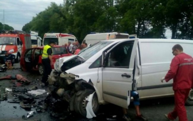 Кількість жертв аварії під Львовом зросла