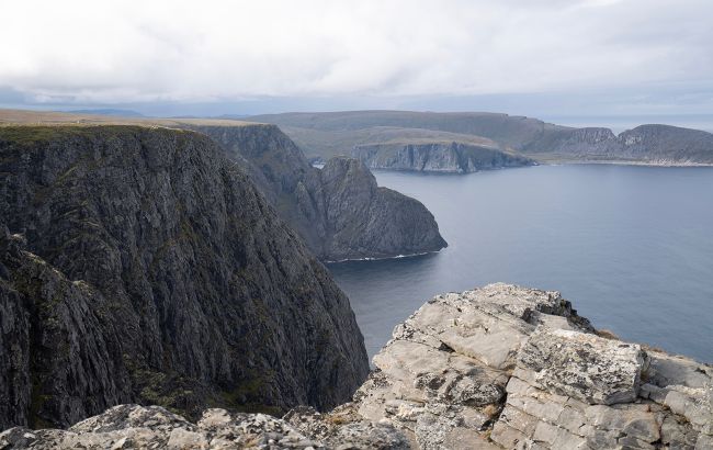 Туди мало хто добереться. Найбільш ізольовані від людей місця на планеті Земля (фото)