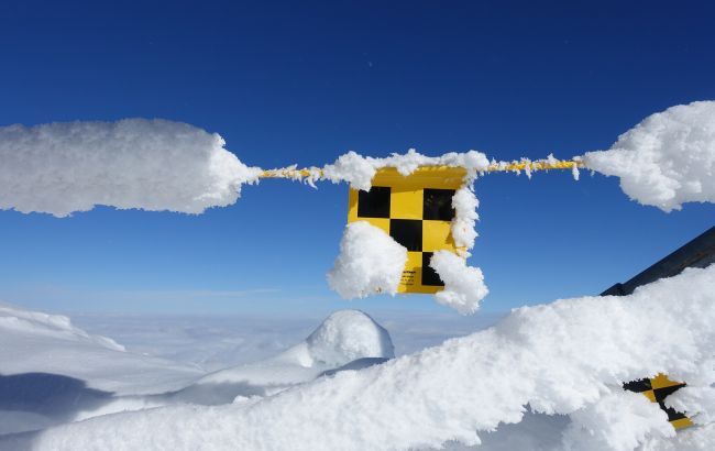 В Карпатах сохраняется угроза схода снежных лавин