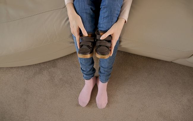 Комфорт без компромісів: найкраще чоловіче та жіноче взуття для широких стоп