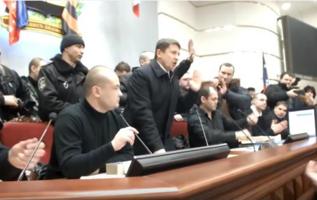 Прокуратура подозревает экс-главу донецкой милиции в создании ДНР