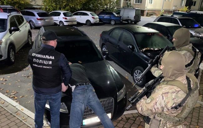 У Київській області затримали викрадачів, які вимагали у бізнесмена 2 млн доларів