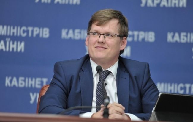 Розенко: зарплаты чиновников вырастут на 10% с 1 мая