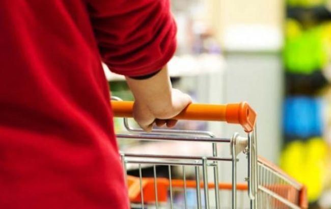 Розничная торговля в Украине в 2015 году упала почти на 21%