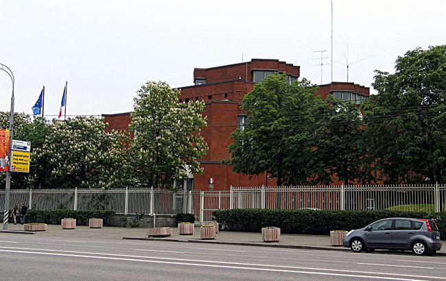 Франція вирішила закрити представництво з торгівлі та інвестицій у РФ