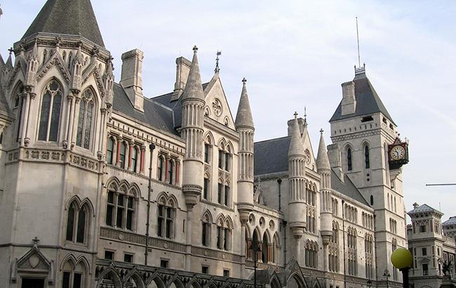 Долг Януковича: суд Лондона отложил вынесение решения