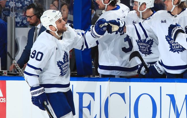 Форвард "Торонто" зробив хет-трик і очолив топ-3 зірок вечора НХЛ: відео