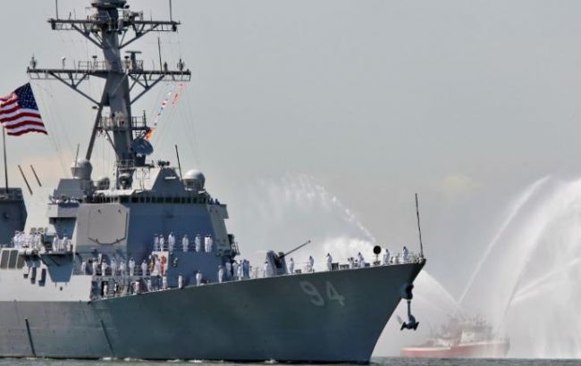 США обстреляли побережье Йемена в ответ на удары повстанцев по эсминцу