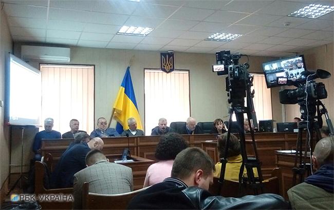 Суд по делу экс-"беркутовцев" продолжится 26 апреля