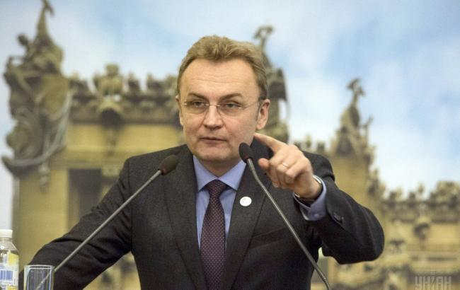 Мэр Львова заявил, что городу некуда вывозить мусор