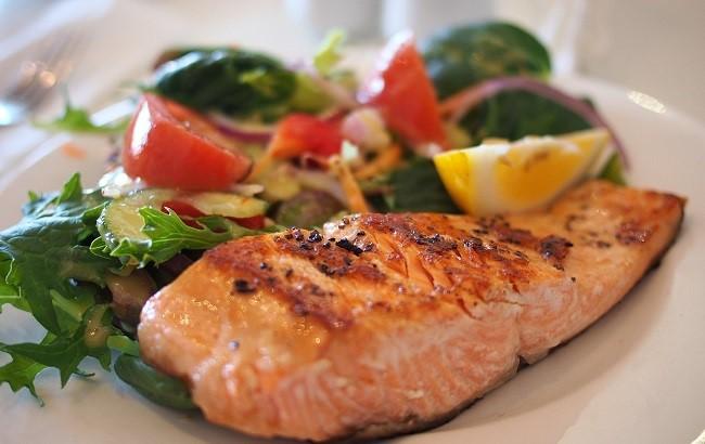 "В 70 лет ты еще ребенок": долгожители-рекордсмены рассказали, из чего состоит их рацион