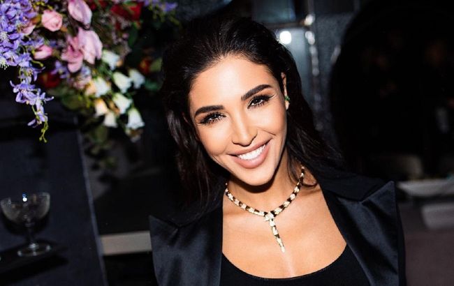 "Может нагрубить": Санта Димопулос рассказала о переходном возрасте сына