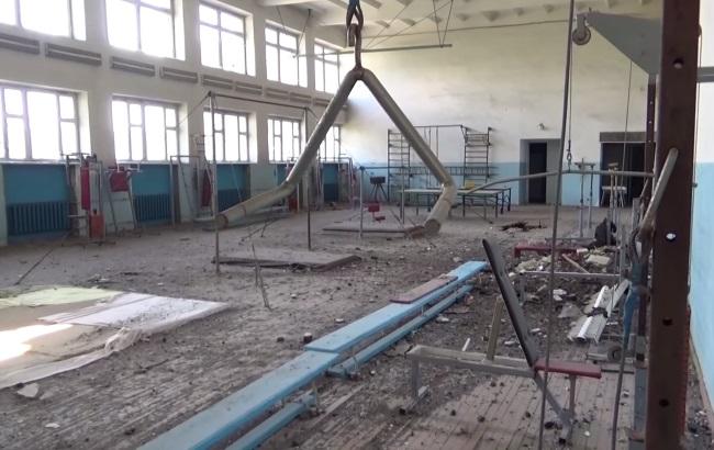 Школа на линии разграничения в АТО (видео)