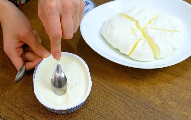 Сыр Филадельфия дома всего из двух ингредиентов: вкус тот же, но в три раза дешевле