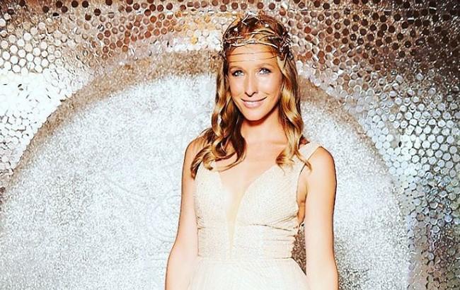 "Здесь у меня украли первый телефон": Осадчая рассказала неожиданные факты о детстве в Париже