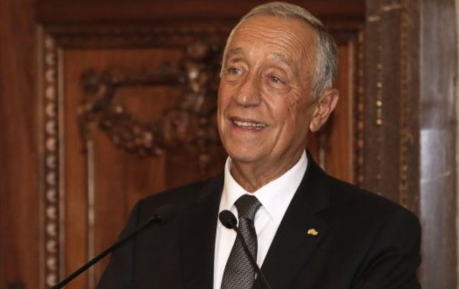 Действующий президент побеждает на выборах в Португалии