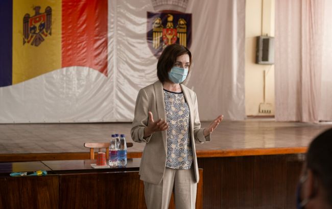 Санду набирает больше голосов чем Додон на президентских выборах в Молдове