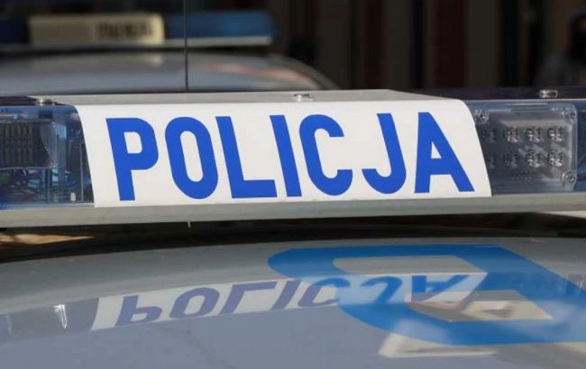 В Варшаве украинец зашел в школу и поцеловал ученицу, потому что скучал по своим детям