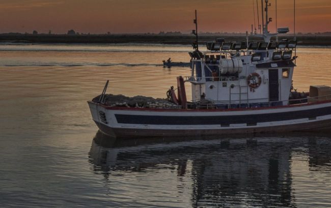 У берегов Японии рыболовецкое судно столкнулось с российским, есть погибшие