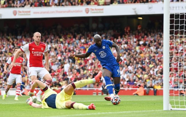 Лукаку помог "Челси" переиграть "Арсенал" в АПЛ