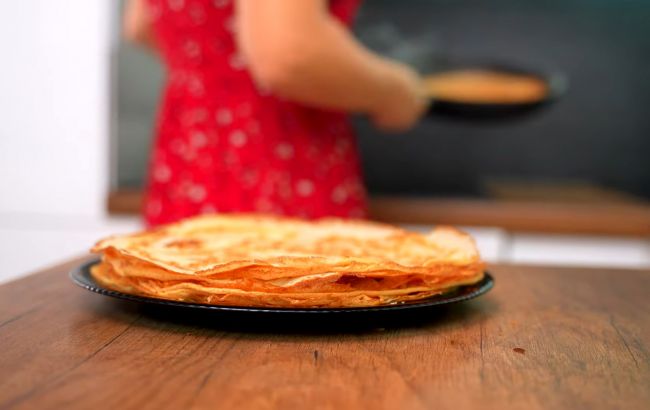 Тонкие и эластичные блины "4 на 4": это не рецепт, а настоящий хит!