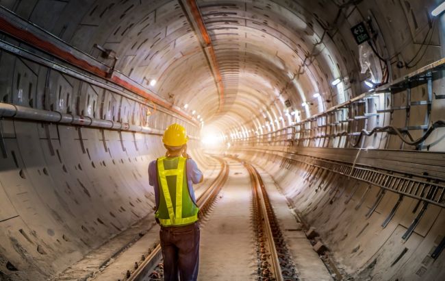 Вчені навчили дрони контролювати стан електромереж у тунелях