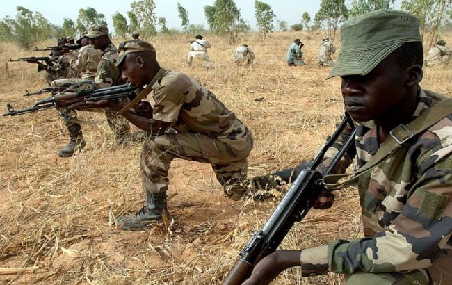 Нигер закрывает воздушное пространство и предупреждает об иностранном нападении