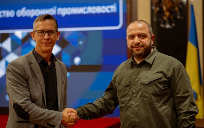 Україна домовилася з британськими компаніями про обслуговування суден і ремонт артсистем