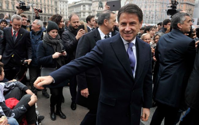 Карантин в Италии: работу промышленности возобновят в мае, школы откроют в сентябре