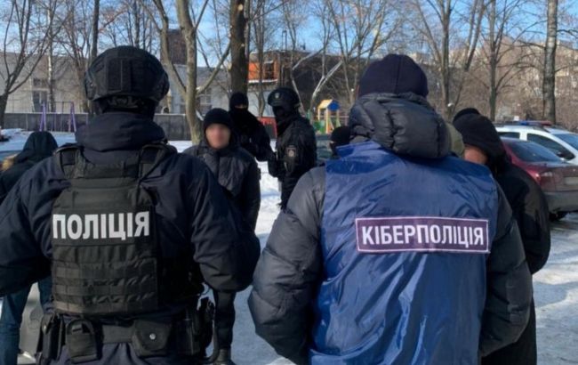 Полиция накрыла продавцов фейковых "евроблях". Обманули людей на 1 млн гривен