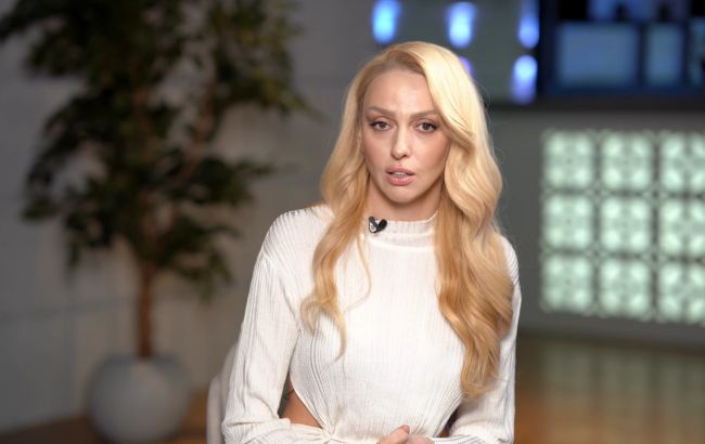 "Я боюсь за тебя": Полякова рассказала о жизни мамы "заложницы" в России