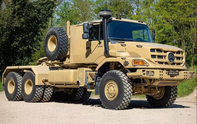 Mercedes-Benz представил новые грузовики для армии: подробности