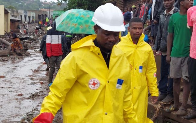 В Африці через тропічний шторм загинули понад 100 людей