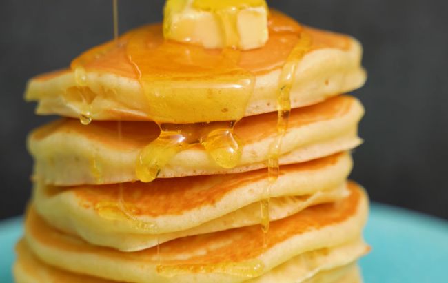 Готуємо справжні американські панкейки: простий рецепт легендарних млинців