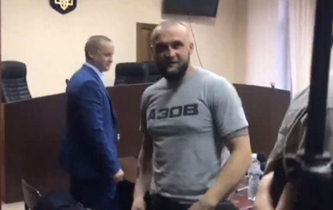 Суд арестовал одного из участников стычек на презентации Нацплатформы