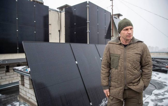 Вже понад 300 будинків столиці мають світло навіть під час відключень, - Кличко