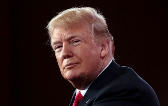 Трамп продлил частичный запрет на иммиграцию в США