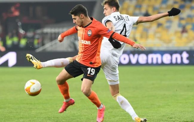 Дотерпели. "Шахтер" минимально обыграл "Маккаби" в Киеве и вышел в 1/8 финала ЛЕ