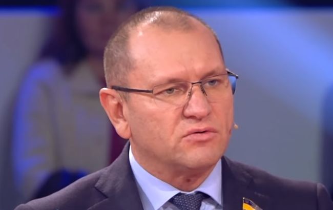 "Слуга народа" оскандалился заявлением об украинском языке (видео)