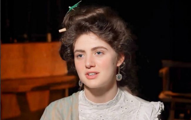 "Хотела достучаться до россиян, но правда им не интересна": история актрисы театра "ДАХ" в музее "Голоса Мирных" Фонда Ахметова