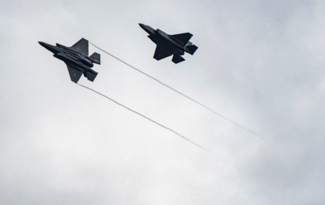 США перебрасывают истребители в регионы Балтийского и Черного морей