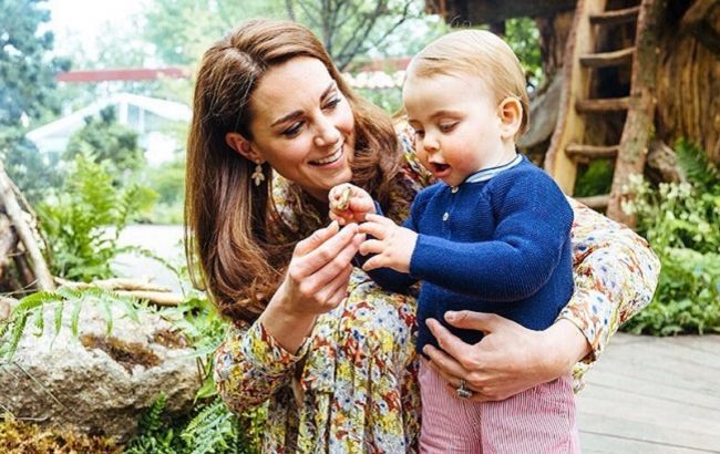 Активний і допитливий: принц Луї "познайомився" з динозаврами в лондонському музеї