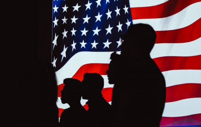 Контрразведка США обвинила Россию в попытках вмешаться в выборы 2020