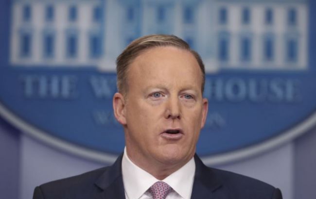 В Белом доме проверяют телефоны сотрудников из-за утечки информации в СМИ, - Politico