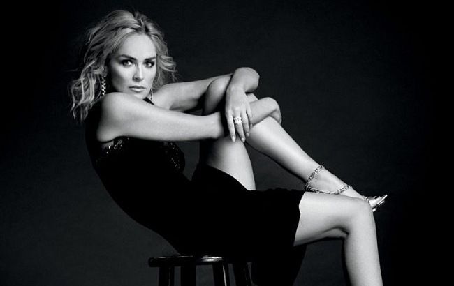 Роби, що подобається: 61-річна Шерон Стоун підірвала мережу запальними танцями в нижній білизні