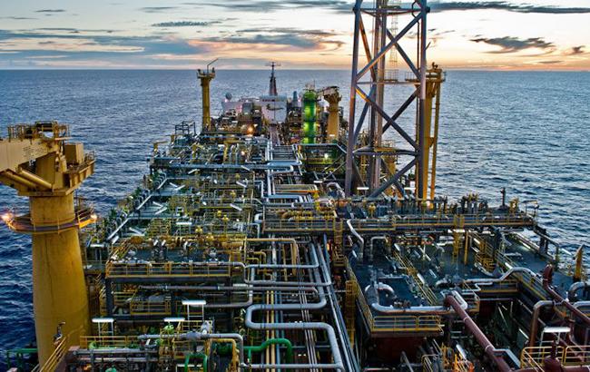 У Нідерландах сталася пожежа на найбільшому НПЗ Європи