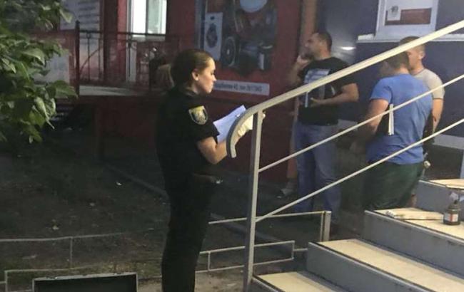 Ограбление в Киеве: полиция изъяла видео с камер и открыла дело