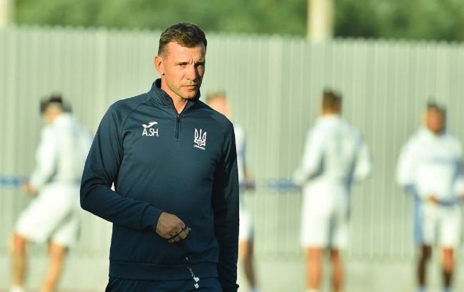 Король воздуха: новое фото Шевченко с тренировки сборной Украины вызвало восторг