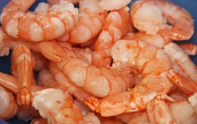 Покупали креветки, а оказался желатин: в Затоке туристов "развели" продавцы (видео)