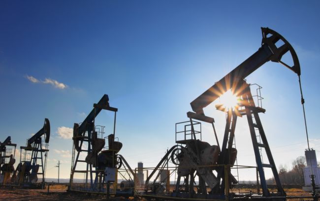 Цена нефти Brent опустилась ниже 49 долларов за баррель